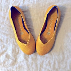 Yellow Rothy’s Size 6 GUC